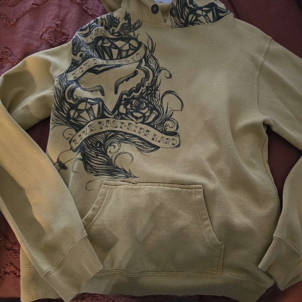 Fox sweatshirt